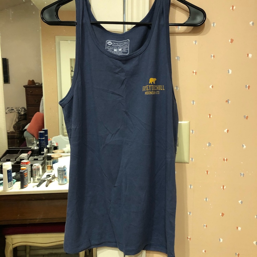 Fayettechill blue tank